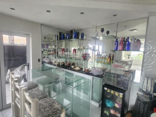 7 Bedroom house for sale in Reservoir Hills, Durban