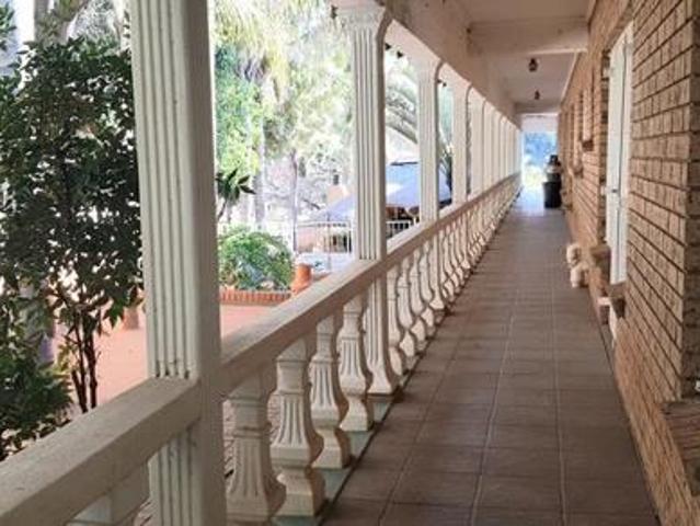 7 Bedroom House in Cashan