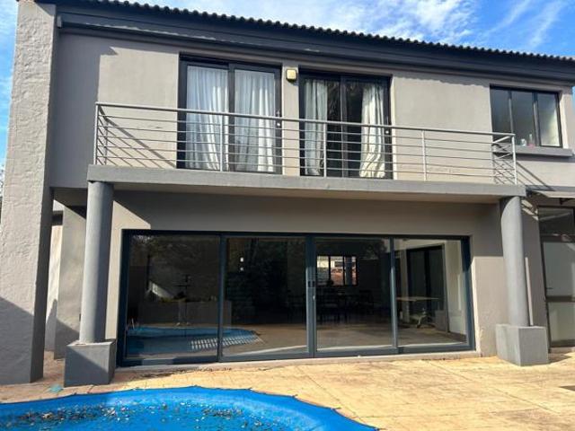 7 Bedroom House in Clubview