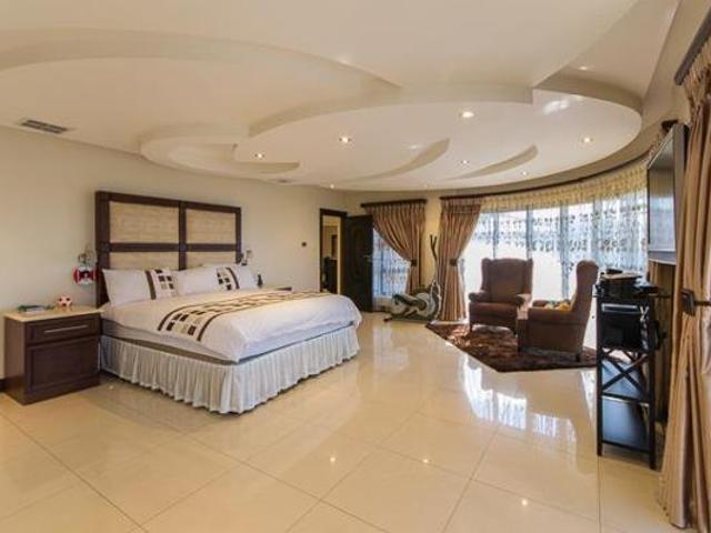 7 Bedroom House in Ballito Central
