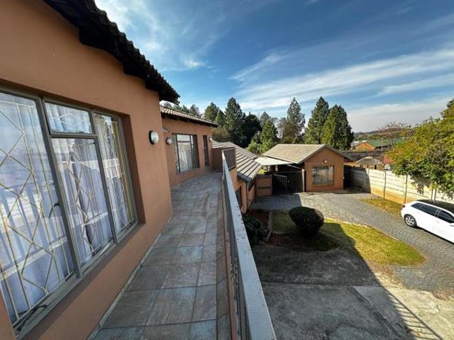 7 Bedroom House in Birchleigh