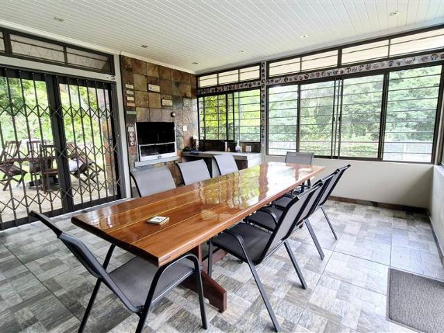 7 Bedroom House in Birdswood