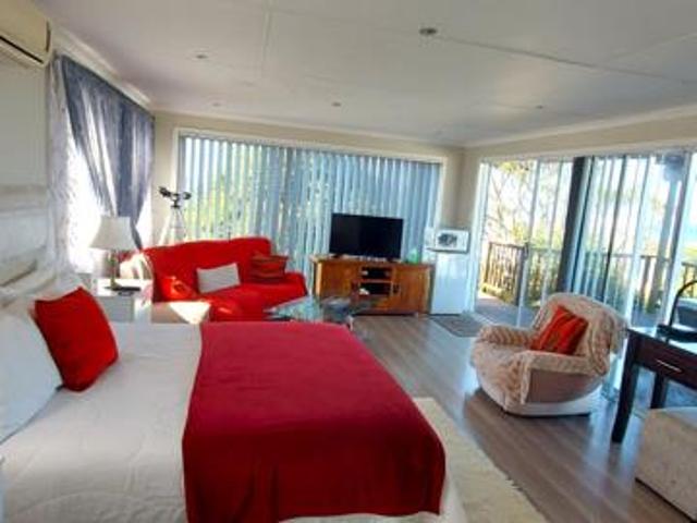 7 Bedroom House in Gonubie