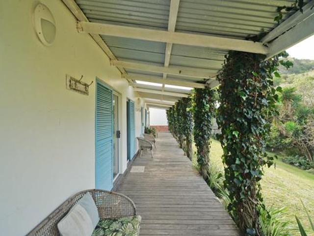 7 Bedroom House in Glengariff