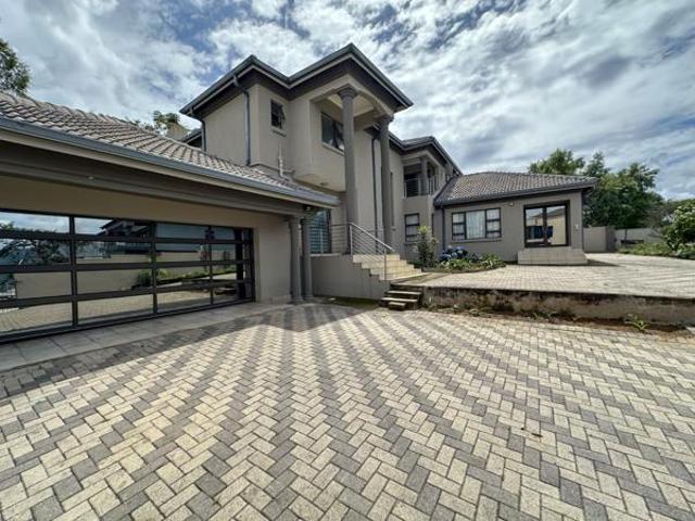 7 Bedroom House in Drum Rock