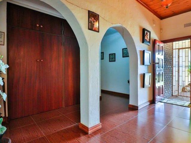 7 Bedroom House in Eye of Africa Estate