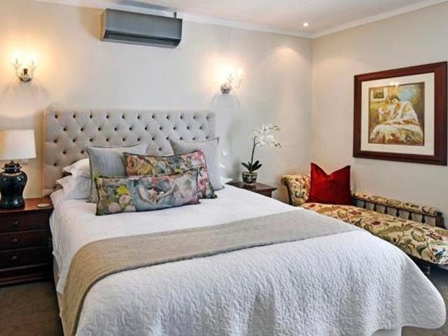 7 Bedroom House in Franschhoek