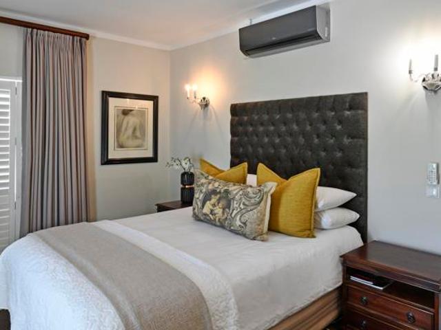 7 Bedroom House in Franschhoek