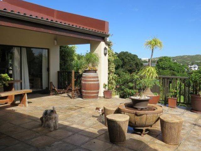 7 Bedroom House in Kleinemonde