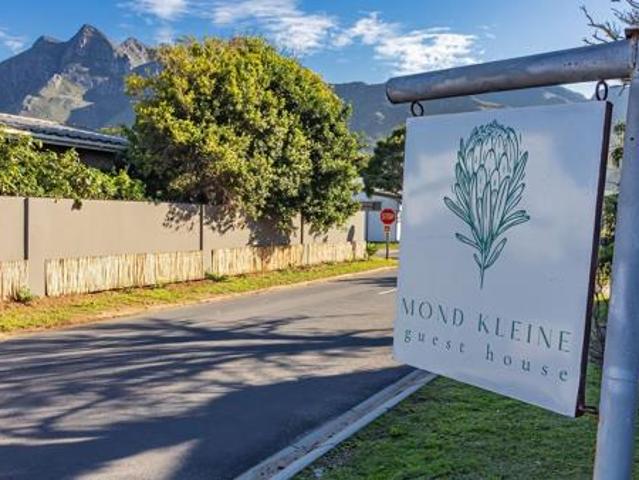 7 Bedroom House in Kleinmond