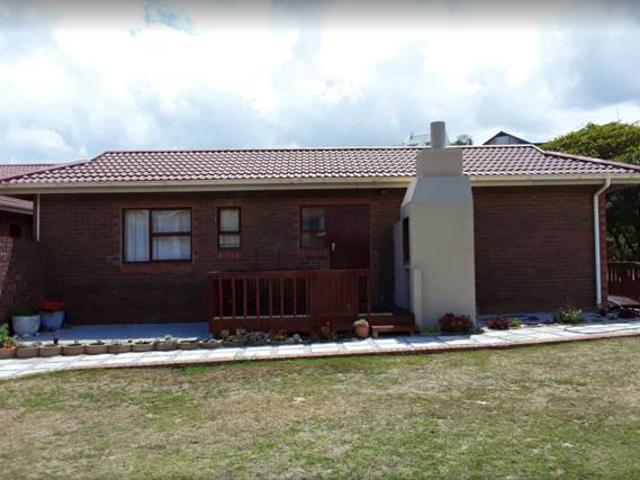 7 Bedroom House in Oyster Bay