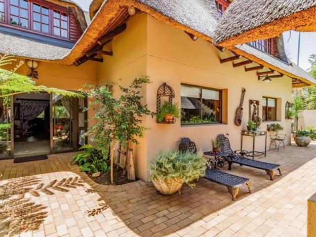 7 Bedroom House in Lakeland Estate