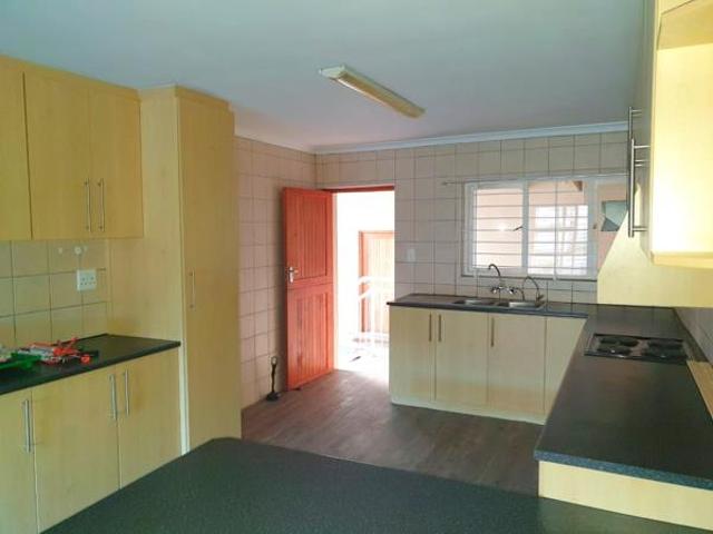 7 Bedroom House in Langebaan Central