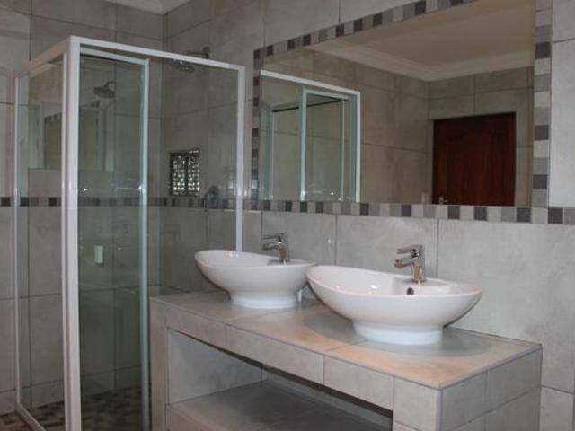 7 Bedroom House in Langebaan Central