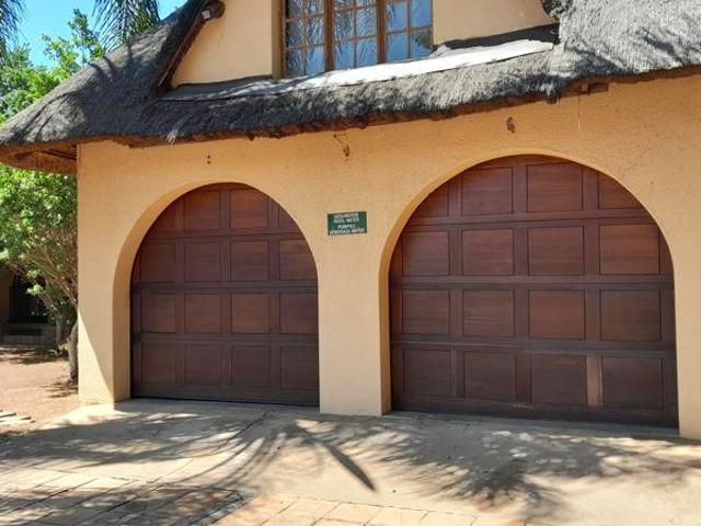 7 Bedroom House in Lephalale Ellisras