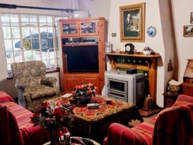 7 Bedroom House in Lyttelton Manor
