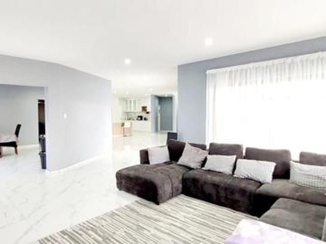 7 Bedroom House in Modelpark