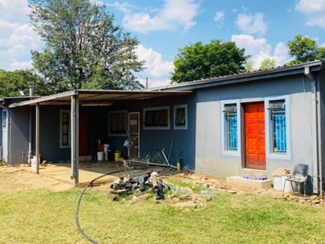 7 Bedroom House in Makhado Louis Trichardt