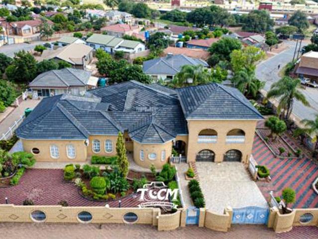 7 Bedroom House in Makhado Louis Trichardt