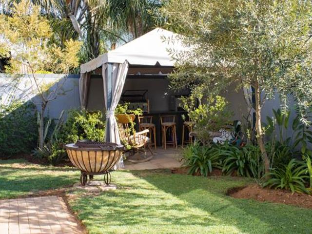 7 Bedroom House in Melodie