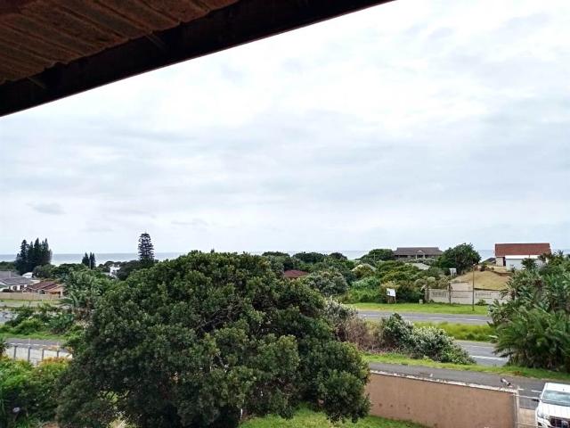 7 Bedroom House in Sea Park