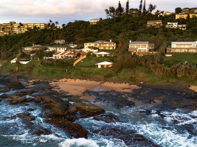 7 Bedroom House in Sheffield Beach