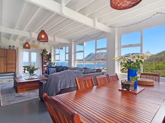 7 Bedroom House in Simons Town