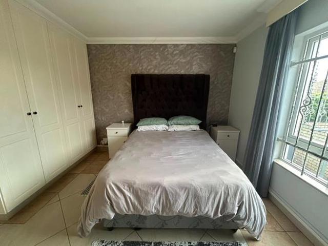 7 Bedroom House in Summerstrand