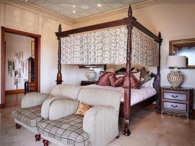 7 Bedroom House in Poortview