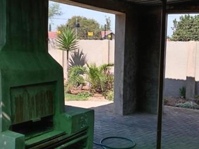 7 Bedroom House in Reyno Ridge