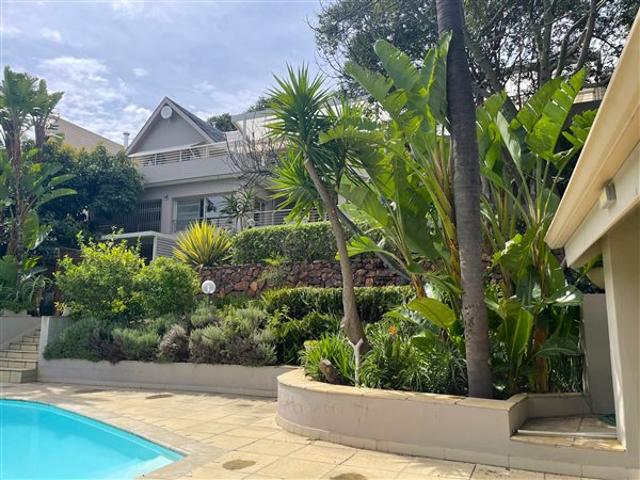 7 Bedroom House in Waterkloof Ridge