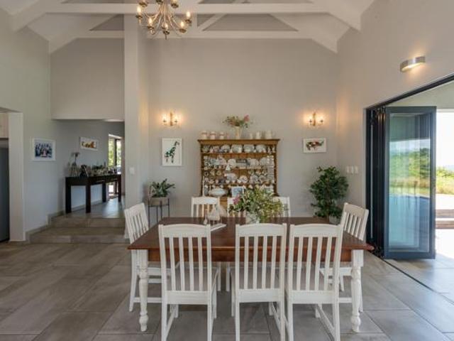 7 Bedroom House in White River