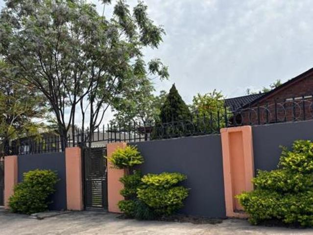 7 Bedroom House in Tlhabane