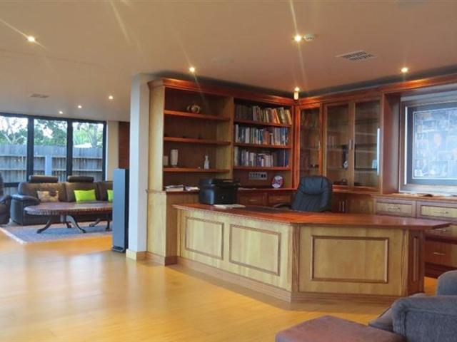 7 Bedroom House in Zinkwazi Beach