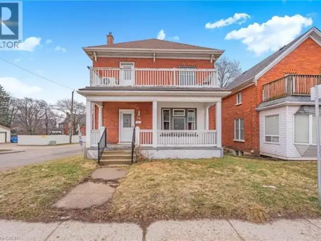 7 Bedroom House Waterloo ON LS100444674