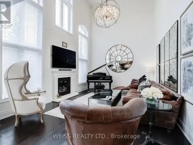 7 Bedroom House Vaughan ON LS100527487