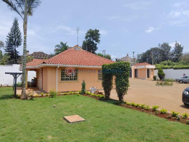 7 Bedroom Home All Ensuite With Pool Dsq On Half Acre In Runda