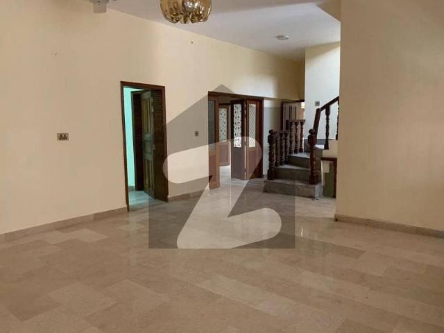 7 Bedroom Triple Storey House for Rent in F 10/1 Islamabad | Separate Upper Access | 7 Car Parking