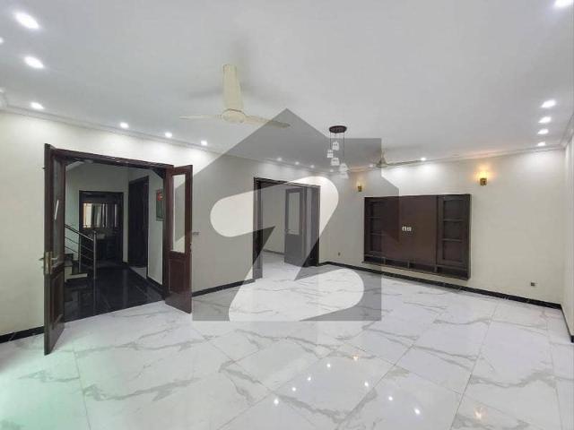 7 Beds Full Basement 1 Kanal House For Rent DHA Phase 5 Block G DHA Phase 5