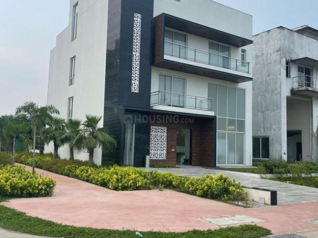 7 BHK Villa in Jaypee Greens for resale Greater Noida. The reference number is 20477114