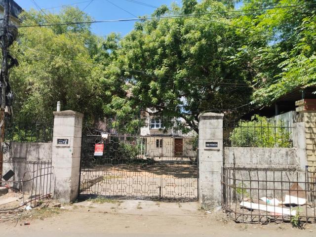 7 BHK Independent House in West Mambalam for resale Chennai. The reference number is 20569137