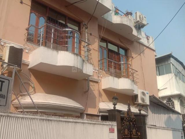 7 BHK Independent House in Santoshpur for resale Kolkata. The reference number is 14076866