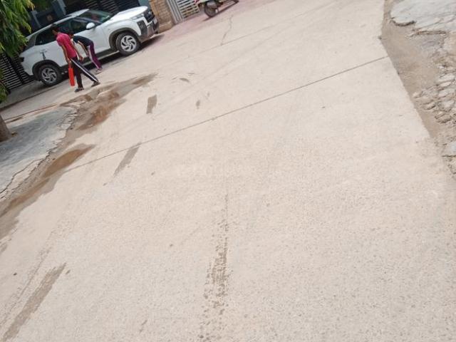 7 BHK Independent House in Sector 17 for resale Faridabad. The reference number is 19693194