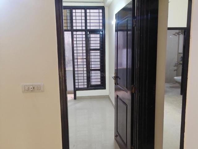 7 BHK Independent House in Sector 20 for resale Noida. The reference number is 20510814