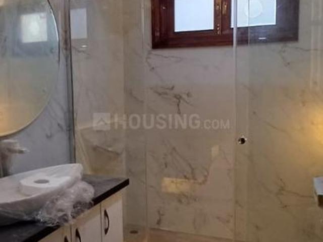 7 BHK Independent House in Sector 41 for resale Noida. The reference number is 20102632