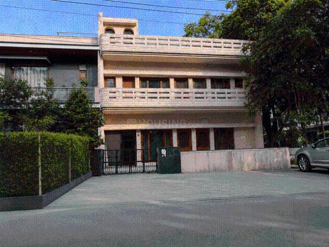 7 BHK Independent House in Sector 63 for resale Mohali. The reference number is 20637938