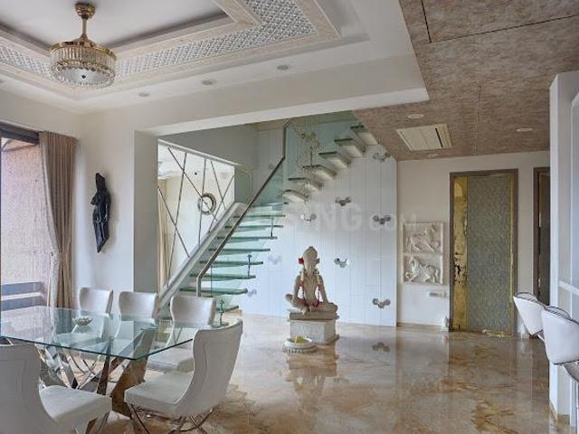 7 BHK Penthouse in Satellite for resale Ahmedabad. The reference number is 19854894