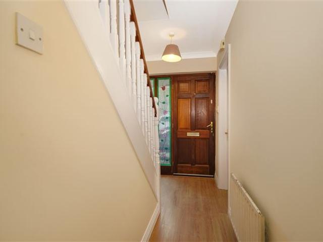 7 Bramblefield Park, Clonee, Dublin 15 Ray Cooke Auctioneers Finglas 4920 MyHome. Ie Residential