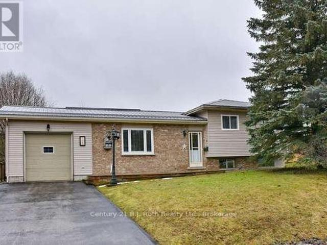 7 Brakenbury Street W, Grey Highlands, ON, N0C 1H0 house for sale | Listing ID X12125 | Royal LePage
