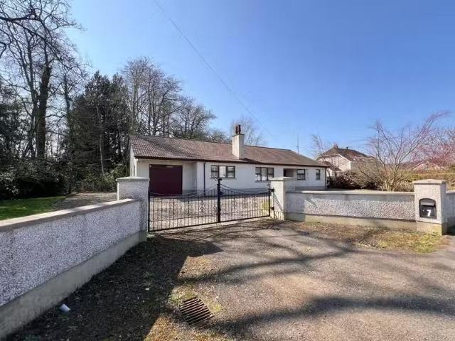 7 Brough Road